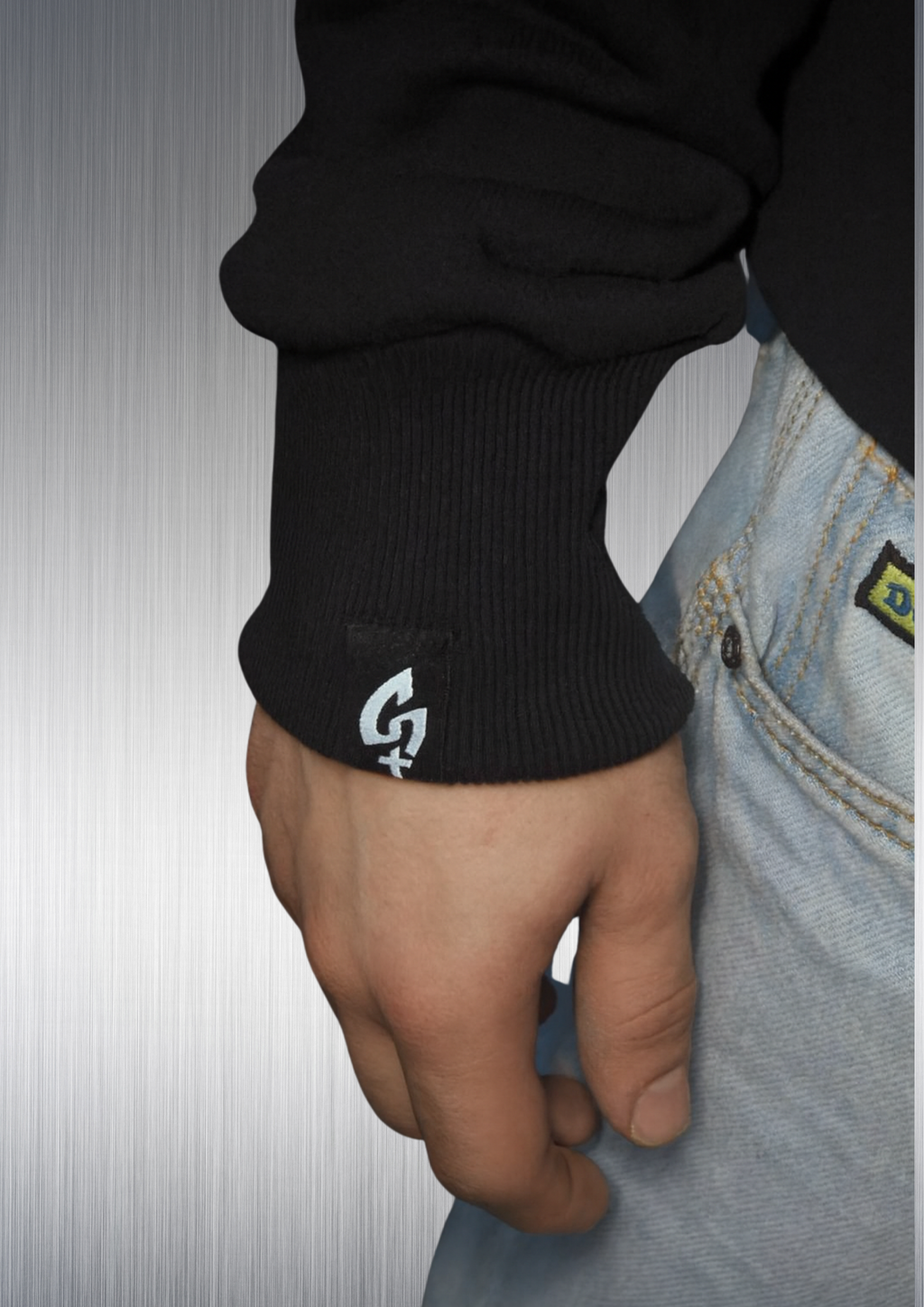 Garufyty Back – Sudadera unisex oversize discreta en negro